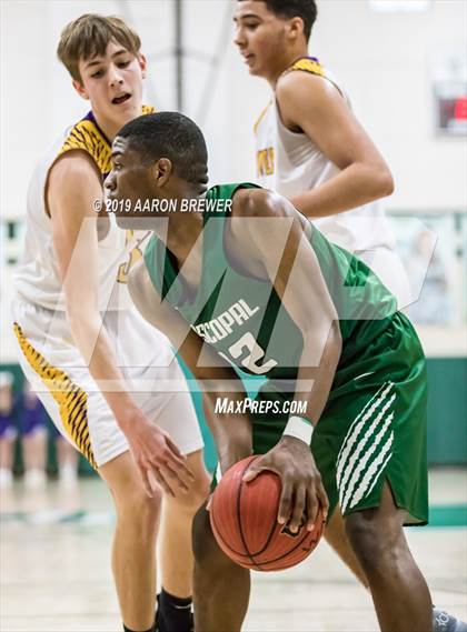 Thumbnail 1 in Mayflower v Episcopal (AAA 3A District Playoff) photogallery.