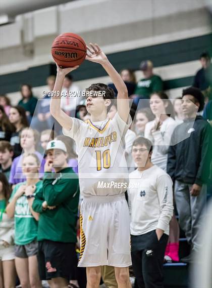 Thumbnail 2 in Mayflower v Episcopal (AAA 3A District Playoff) photogallery.