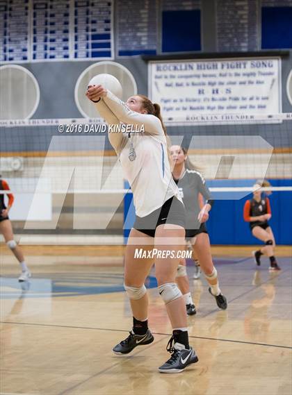 Thumbnail 1 in Rocklin vs. Roseville photogallery.