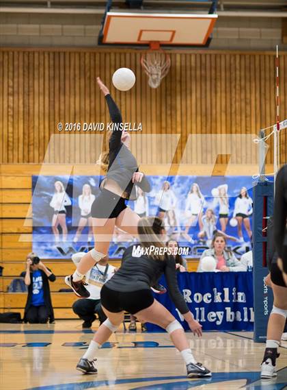 Thumbnail 1 in Rocklin vs. Roseville photogallery.
