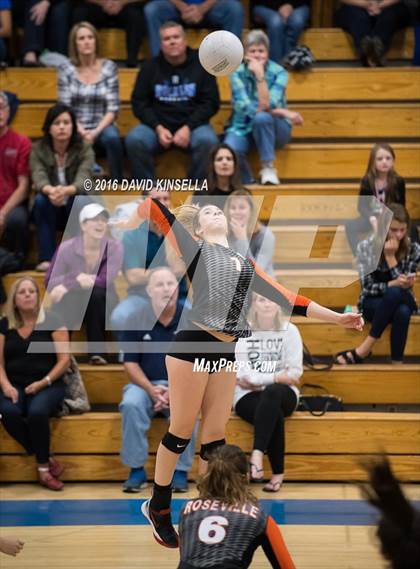 Thumbnail 2 in Rocklin vs. Roseville photogallery.