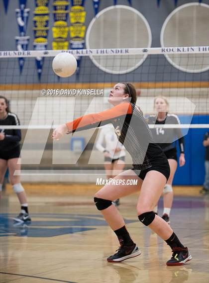 Thumbnail 1 in Rocklin vs. Roseville photogallery.