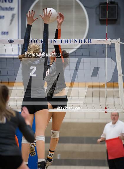 Thumbnail 3 in Rocklin vs. Roseville photogallery.