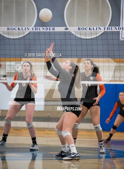 Thumbnail 3 in Rocklin vs. Roseville photogallery.