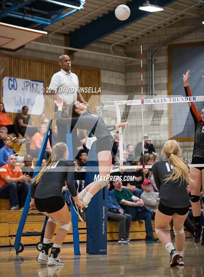 Thumbnail 3 in Rocklin vs. Roseville photogallery.