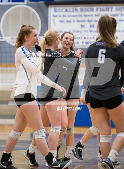 Thumbnail 1 in Rocklin vs. Roseville photogallery.