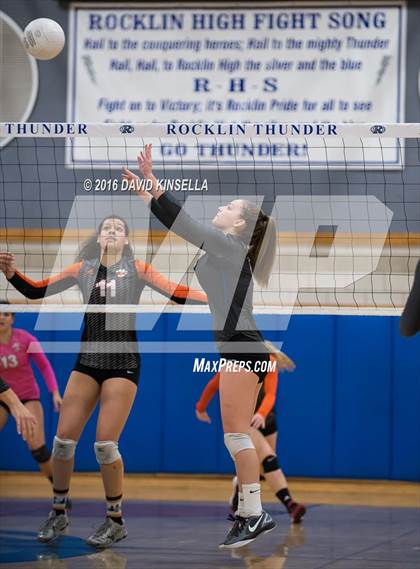 Thumbnail 3 in Rocklin vs. Roseville photogallery.