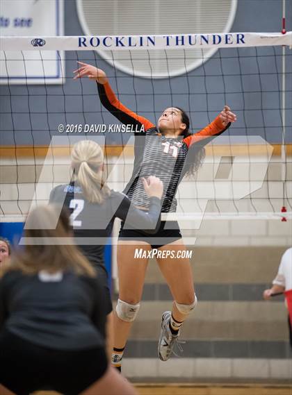 Thumbnail 2 in Rocklin vs. Roseville photogallery.