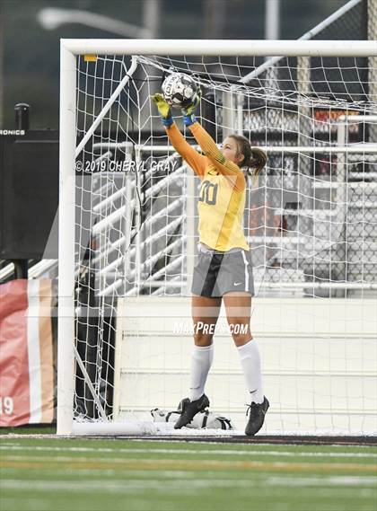 Thumbnail 2 in Sullivan Central @ Elizabethton (TSSAA District 1-AA Semifinal) photogallery.