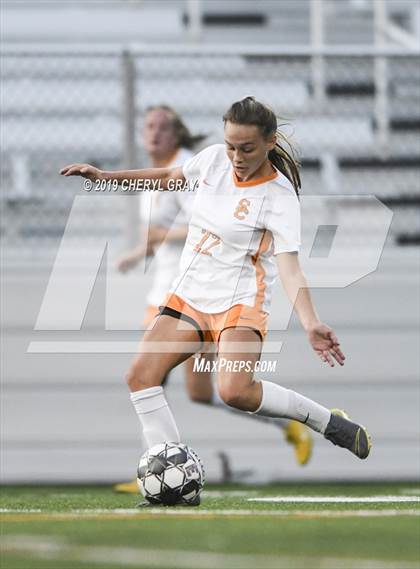 Thumbnail 1 in Sullivan Central @ Elizabethton (TSSAA District 1-AA Semifinal) photogallery.