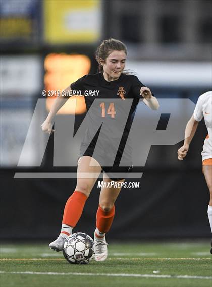Thumbnail 2 in Sullivan Central @ Elizabethton (TSSAA District 1-AA Semifinal) photogallery.