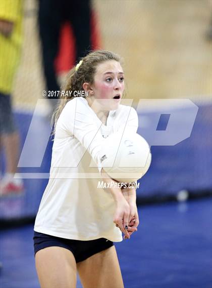 Thumbnail 3 in Discovery Canyon vs. Palmer Ridge (CHSAA 4A Pool IV Match 9) photogallery.
