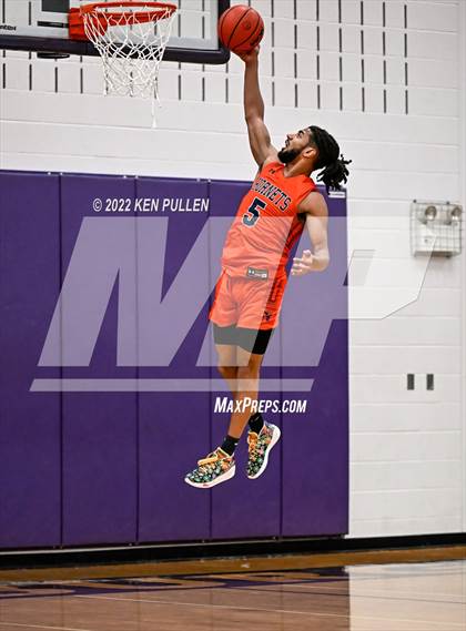 Thumbnail 2 in Page County vs. Orange County photogallery.