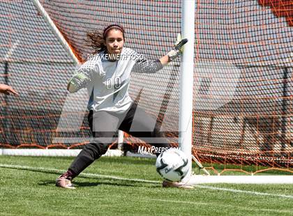 Thumbnail 2 in Los Fresnos vs. Steele (UIL 6A Regional Semi Final) photogallery.