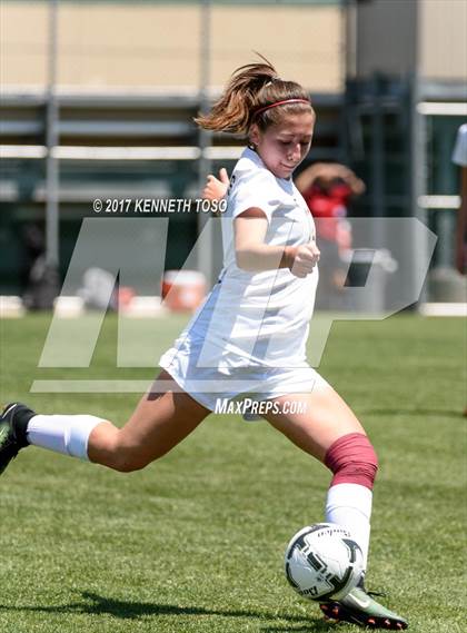 Thumbnail 1 in Los Fresnos vs. Steele (UIL 6A Regional Semi Final) photogallery.