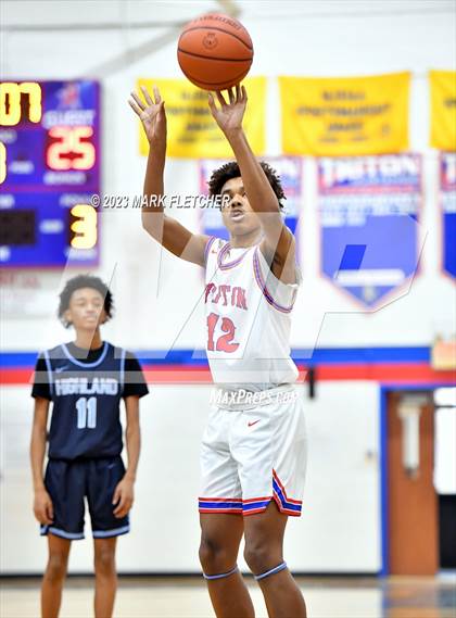 Thumbnail 3 in Highland Regional @ Triton photogallery.