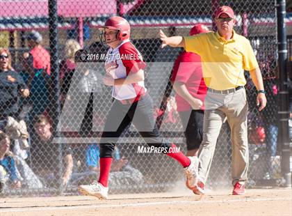 Thumbnail 2 in Eaton vs. Rocky Ford (CHSAA 3A Semifinal) photogallery.