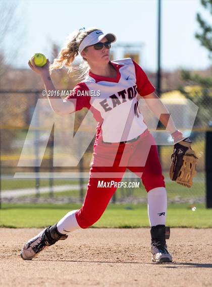 Thumbnail 2 in Eaton vs. Rocky Ford (CHSAA 3A Semifinal) photogallery.