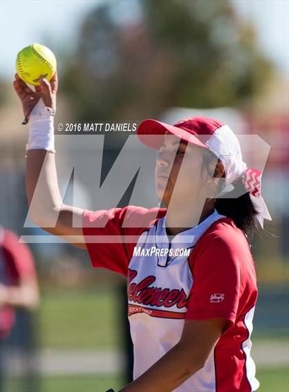 Thumbnail 3 in Eaton vs. Rocky Ford (CHSAA 3A Semifinal) photogallery.