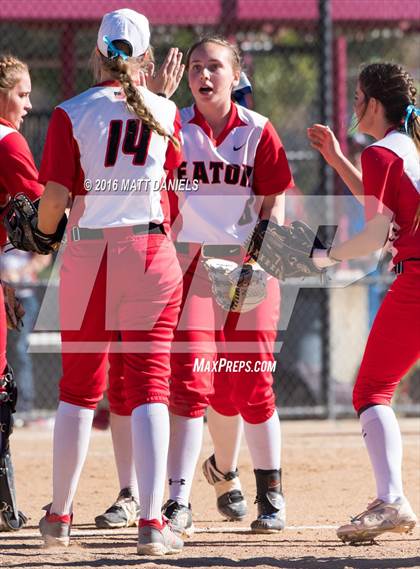 Thumbnail 2 in Eaton vs. Rocky Ford (CHSAA 3A Semifinal) photogallery.