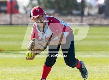 Thumbnail 1 in Eaton vs. Rocky Ford (CHSAA 3A Semifinal) photogallery.