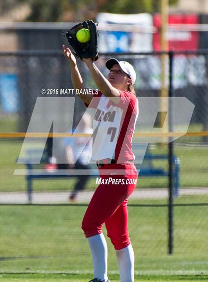 Thumbnail 3 in Eaton vs. Rocky Ford (CHSAA 3A Semifinal) photogallery.