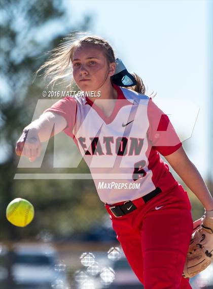 Thumbnail 2 in Eaton vs. Rocky Ford (CHSAA 3A Semifinal) photogallery.
