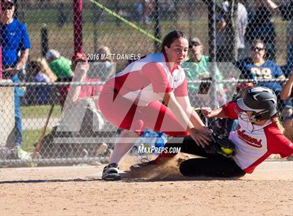 Thumbnail 1 in Eaton vs. Rocky Ford (CHSAA 3A Semifinal) photogallery.