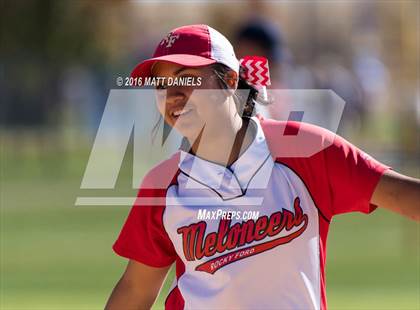 Thumbnail 2 in Eaton vs. Rocky Ford (CHSAA 3A Semifinal) photogallery.