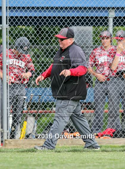 Thumbnail 3 in Butler @ Lexington (MSHSAA Class 3 Sectional) photogallery.