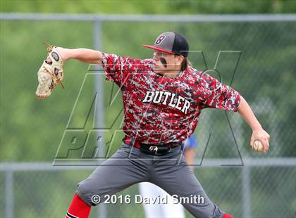 Thumbnail 3 in Butler @ Lexington (MSHSAA Class 3 Sectional) photogallery.