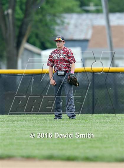 Thumbnail 2 in Butler @ Lexington (MSHSAA Class 3 Sectional) photogallery.