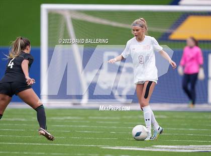 Thumbnail 1 in Boyd vs. Southlake Carroll (UIL 6A Regional Semifinal) photogallery.