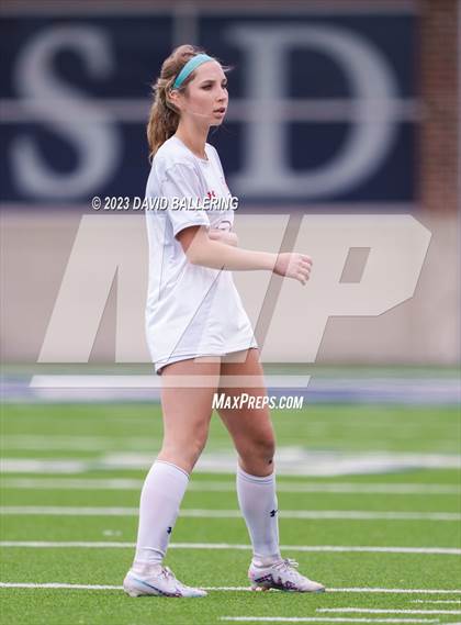 Thumbnail 2 in Boyd vs. Southlake Carroll (UIL 6A Regional Semifinal) photogallery.