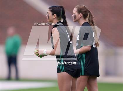 Thumbnail 2 in Boyd vs. Southlake Carroll (UIL 6A Regional Semifinal) photogallery.