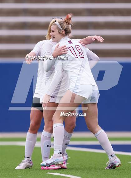 Thumbnail 3 in Boyd vs. Southlake Carroll (UIL 6A Regional Semifinal) photogallery.