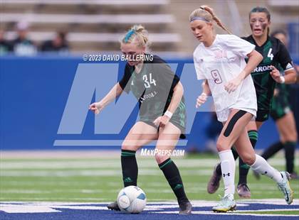 Thumbnail 3 in Boyd vs. Southlake Carroll (UIL 6A Regional Semifinal) photogallery.