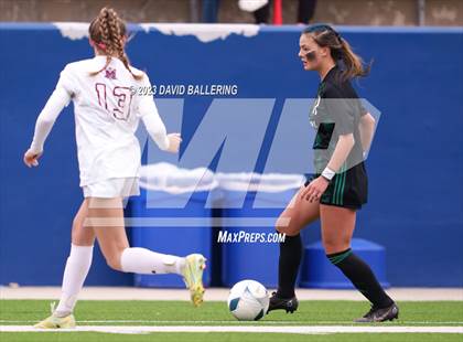 Thumbnail 1 in Boyd vs. Southlake Carroll (UIL 6A Regional Semifinal) photogallery.