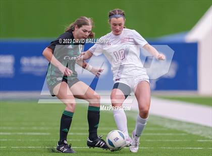 Thumbnail 1 in Boyd vs. Southlake Carroll (UIL 6A Regional Semifinal) photogallery.