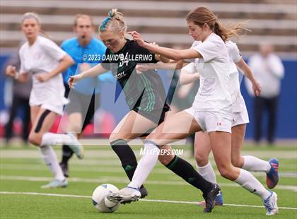 Thumbnail 2 in Boyd vs. Southlake Carroll (UIL 6A Regional Semifinal) photogallery.