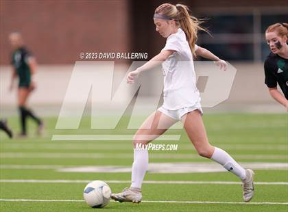 Thumbnail 2 in Boyd vs. Southlake Carroll (UIL 6A Regional Semifinal) photogallery.