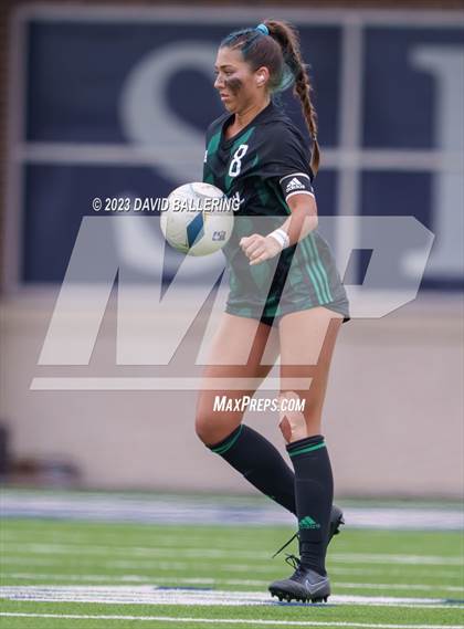 Thumbnail 1 in Boyd vs. Southlake Carroll (UIL 6A Regional Semifinal) photogallery.