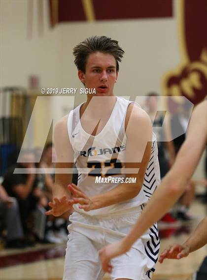 Thumbnail 2 in St. Francis vs. Oak Ridge (NorCal Tip Off) photogallery.