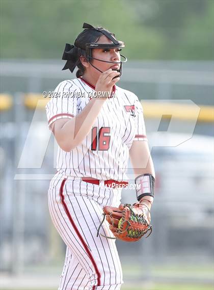 Thumbnail 3 in Lamar Consolidated @ Terry photogallery.