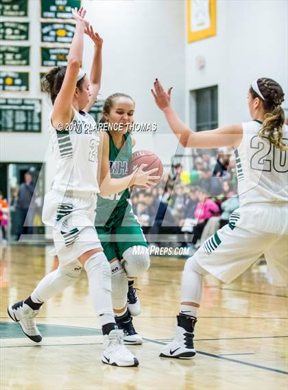 Thumbnail 1 in Woodgrove @ Loudoun Valley photogallery.