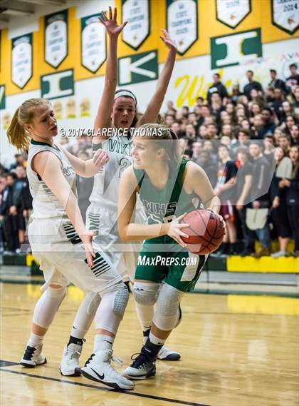 Thumbnail 1 in Woodgrove @ Loudoun Valley photogallery.