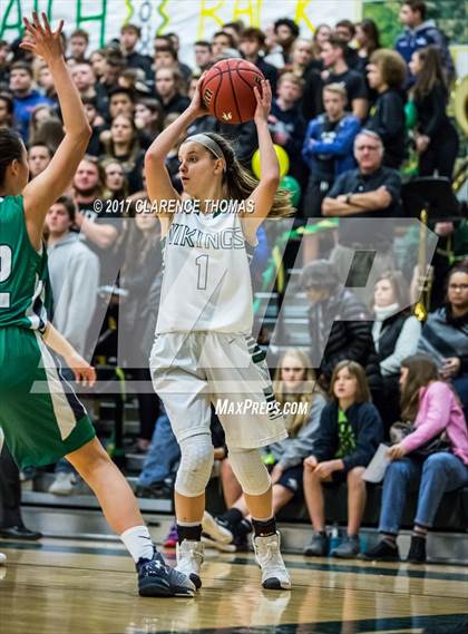 Thumbnail 2 in Woodgrove @ Loudoun Valley photogallery.