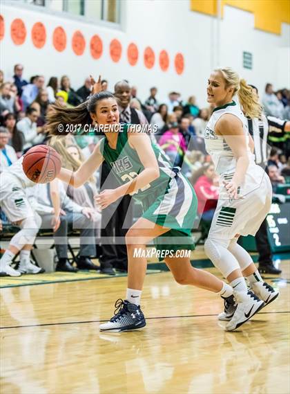 Thumbnail 2 in Woodgrove @ Loudoun Valley photogallery.