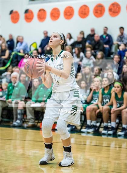 Thumbnail 1 in Woodgrove @ Loudoun Valley photogallery.