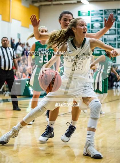 Thumbnail 1 in Woodgrove @ Loudoun Valley photogallery.